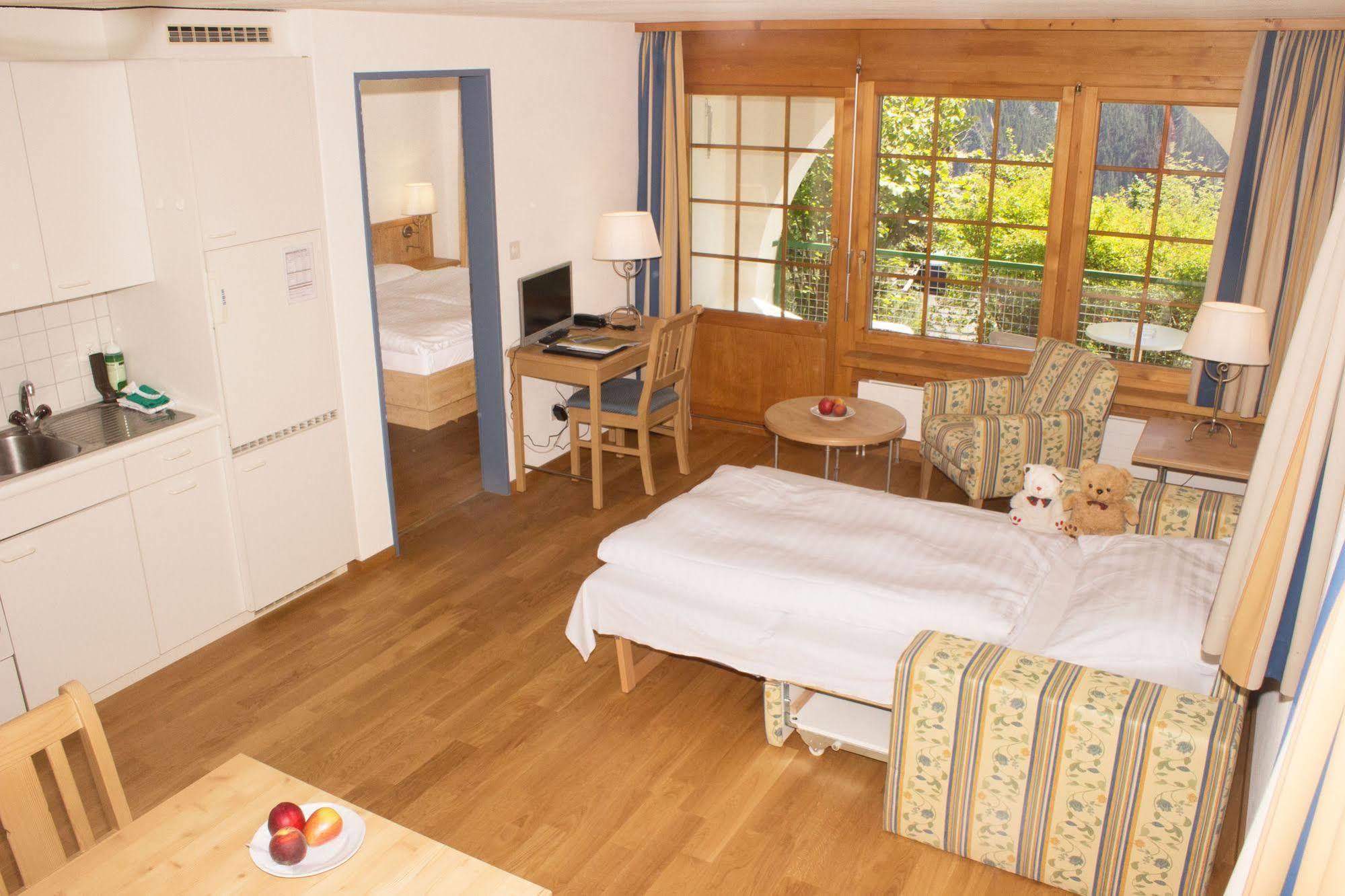 Aparthotel Muchetta Wiesen Exterior foto
